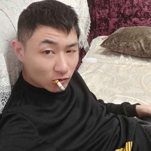 贵州30岁单身帅哥真诚找对象-梅州征婚相亲网