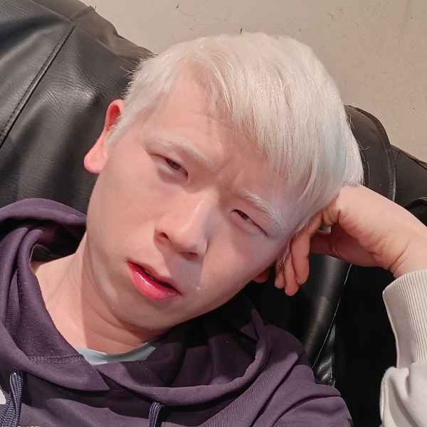 贵州31岁单身帅哥真诚找对象-梅州征婚相亲网
