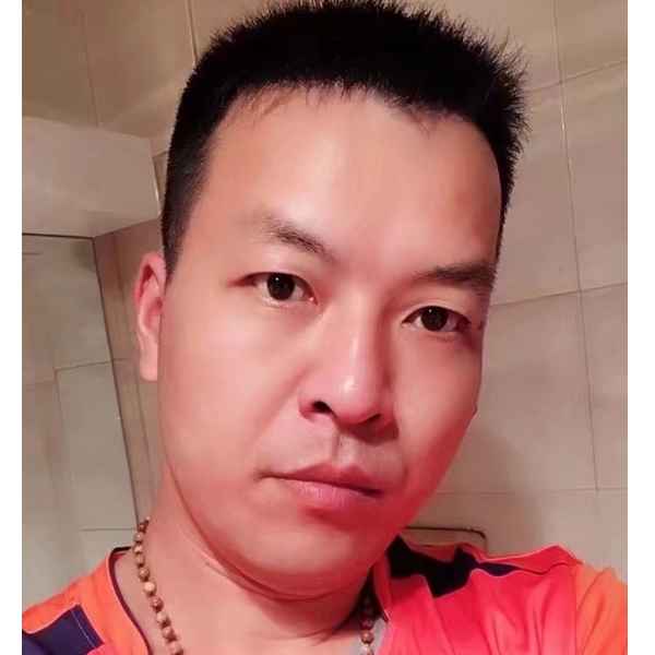 湖北34岁单身帅哥真诚找对象-梅州征婚相亲网
