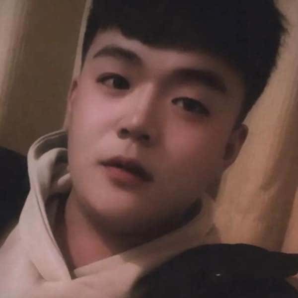 山东25岁单身帅哥真诚找对象-梅州征婚相亲网