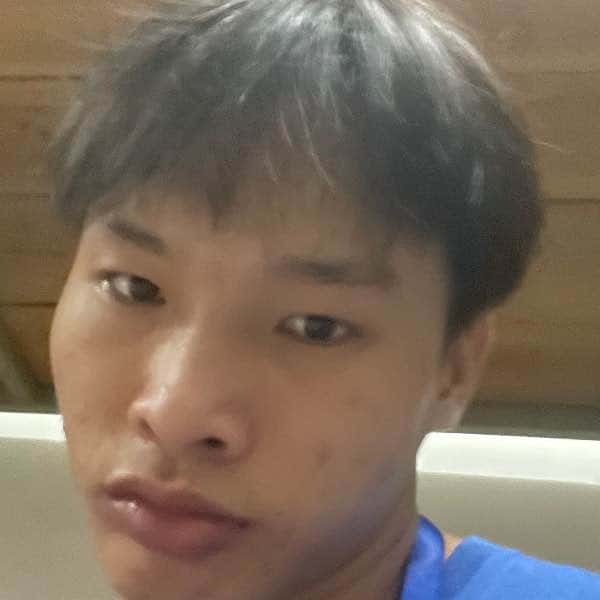 海南19岁单身帅哥真诚找对象-梅州征婚相亲网