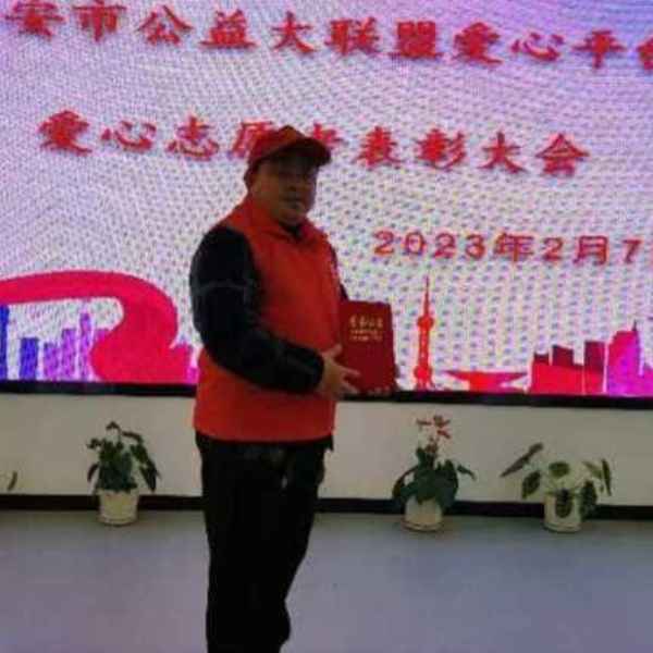 江西42岁单身帅哥真诚找对象-梅州征婚相亲网