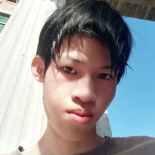 海南21岁单身帅哥真诚找对象-梅州征婚相亲网