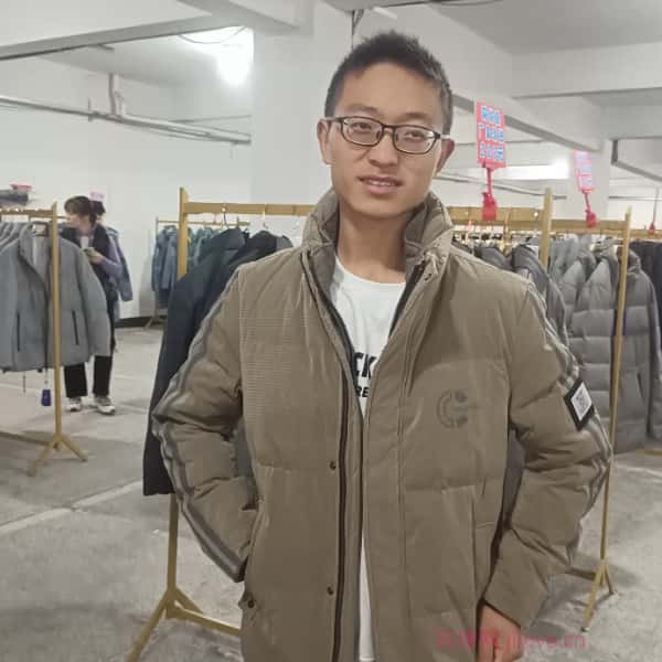 贵州24岁单身帅哥真诚找对象-梅州征婚相亲网